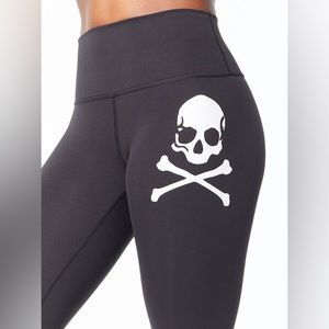 LULULEMON WUNDER UNDER HIGH RISE LEGGING SOULCYCLE SIZE 4 NEW WORN ONCE!!!